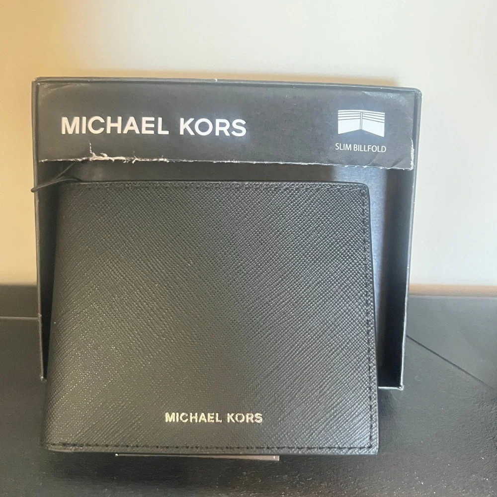 NWT Michael Kors Black Slim Wallet